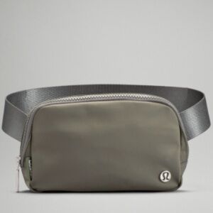 Lululemon - Everywhere Belt Bag - 1L